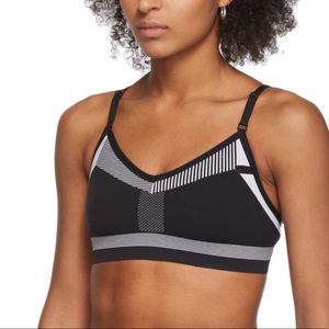 Nike Indy Flyknit Sports Bra - Small